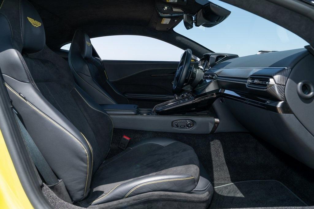 new 2025 Aston Martin Vantage car, priced at $267,112