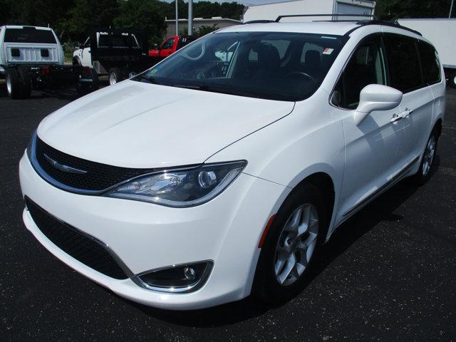 used 2017 Chrysler Pacifica car, priced at $13,865