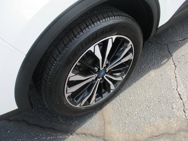 used 2022 Ford Escape car, priced at $28,546