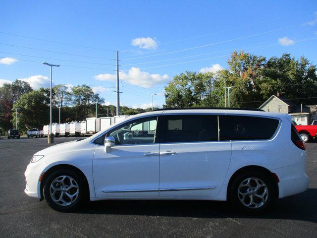 used 2022 Chrysler Pacifica car, priced at $35,999