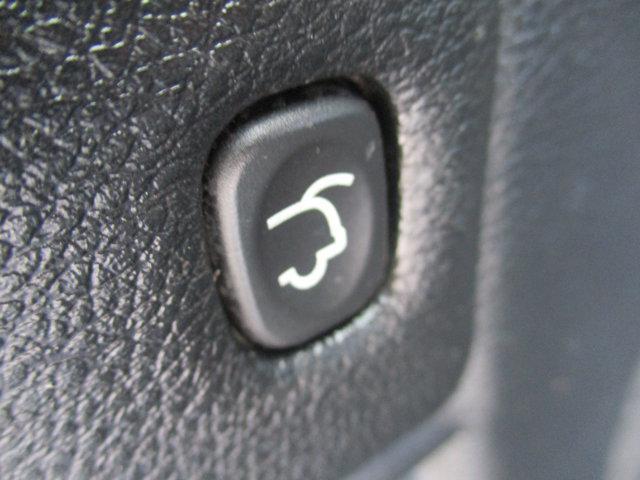 used 2018 Jeep Grand Cherokee car, priced at $23,878