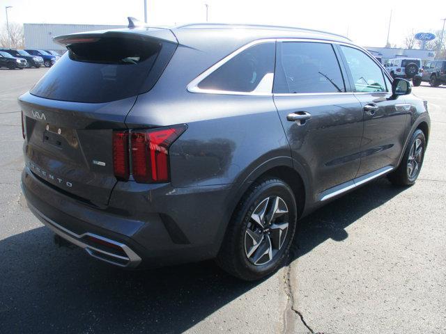 used 2022 Kia Sorento Hybrid car, priced at $26,814