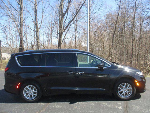used 2021 Chrysler Pacifica car, priced at $30,995