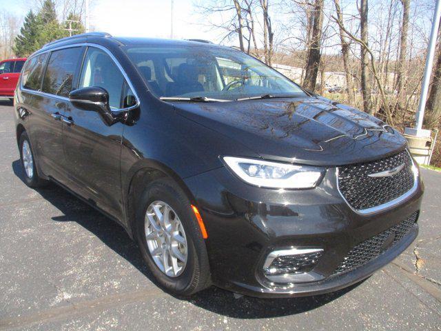 used 2021 Chrysler Pacifica car, priced at $30,995