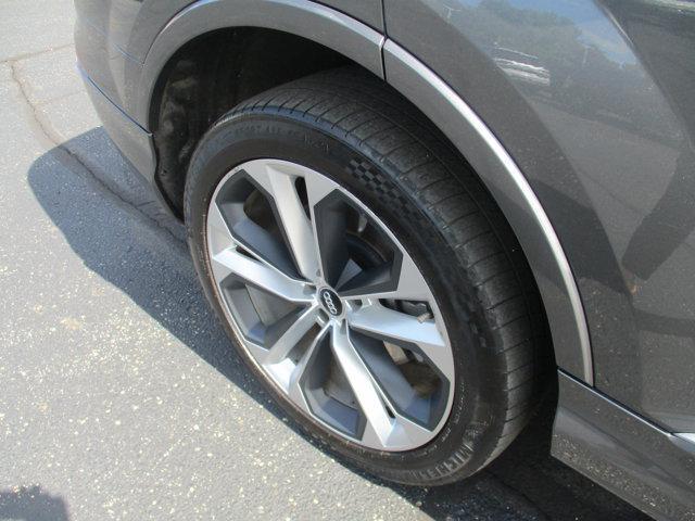 used 2021 Audi Q7 car, priced at $30,500