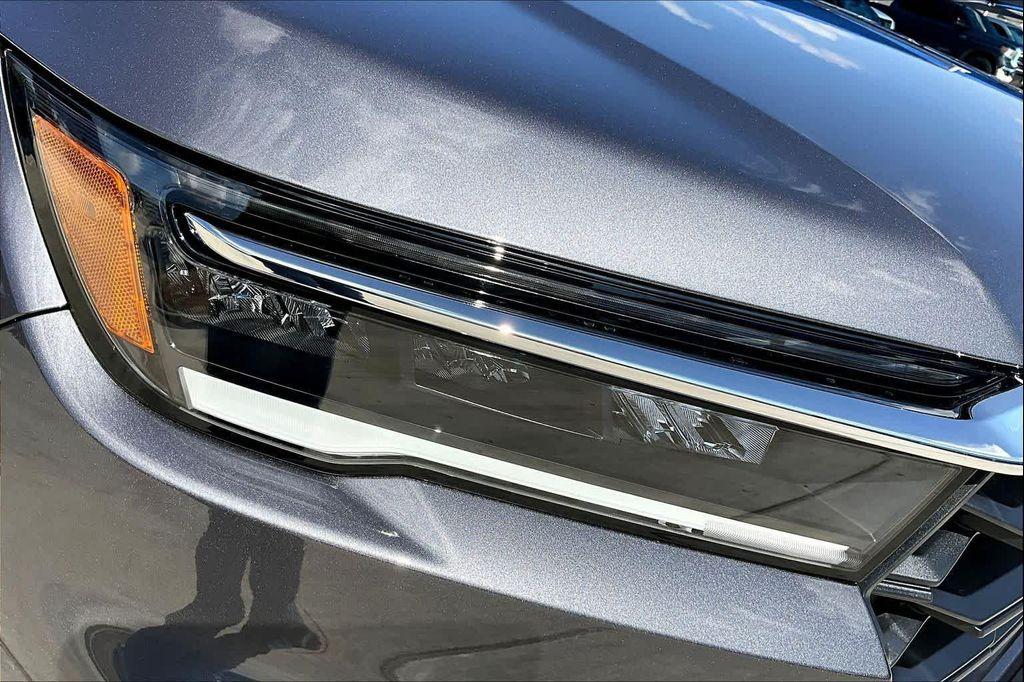 new 2025 Honda Pilot car, priced at $47,825