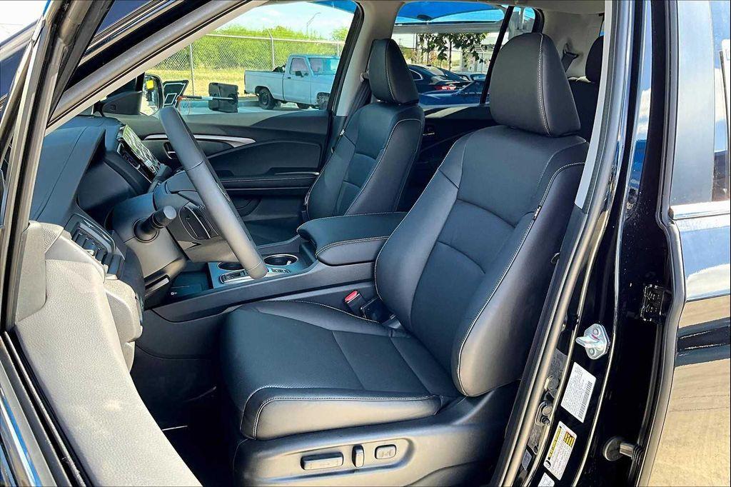 new 2025 Honda Ridgeline car, priced at $44,680