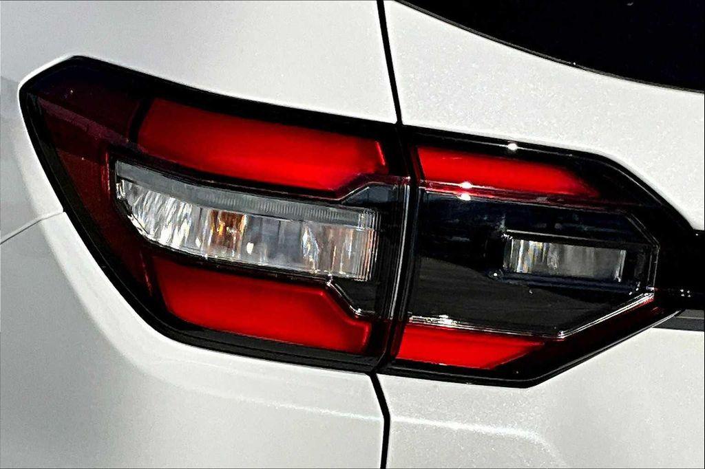 new 2025 Honda Pilot car, priced at $44,750