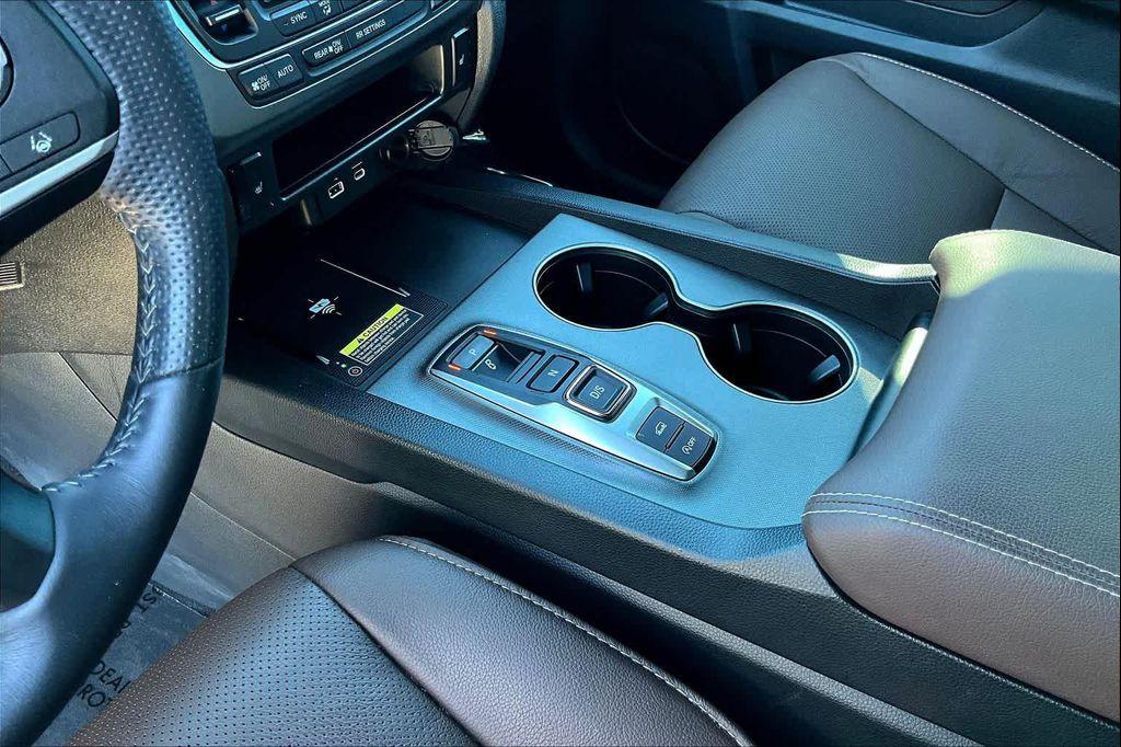used 2025 Honda Passport car, priced at $38,480