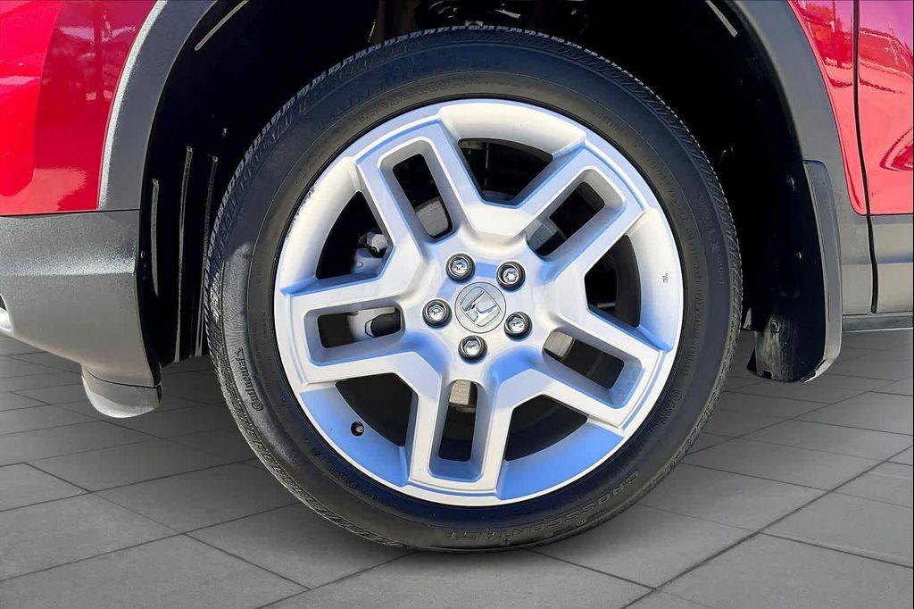 used 2025 Honda Passport car, priced at $38,480