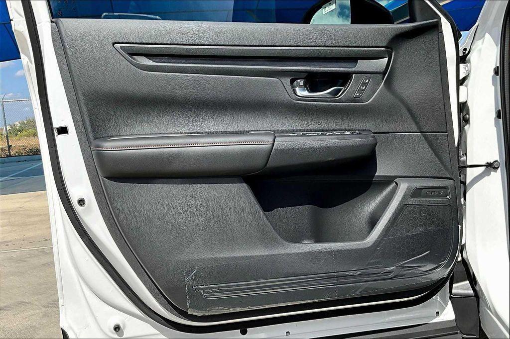 new 2026 Honda CR-V Hybrid car, priced at $40,630