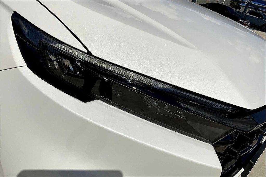 new 2026 Honda CR-V Hybrid car, priced at $40,630