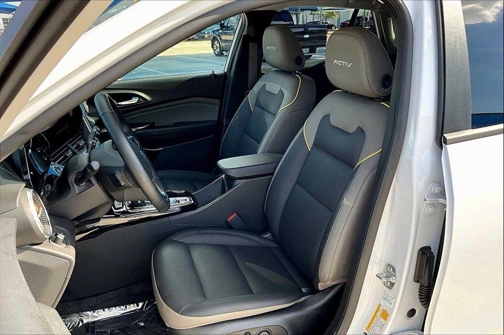 used 2025 Chevrolet Trax car, priced at $24,794
