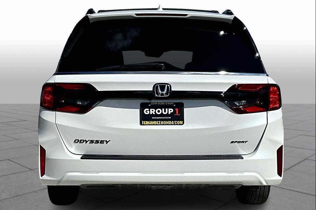 new 2026 Honda Odyssey car, priced at $46,440