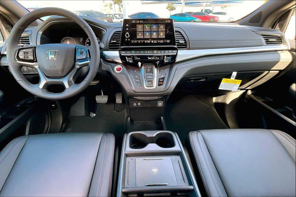 new 2026 Honda Odyssey car, priced at $46,440