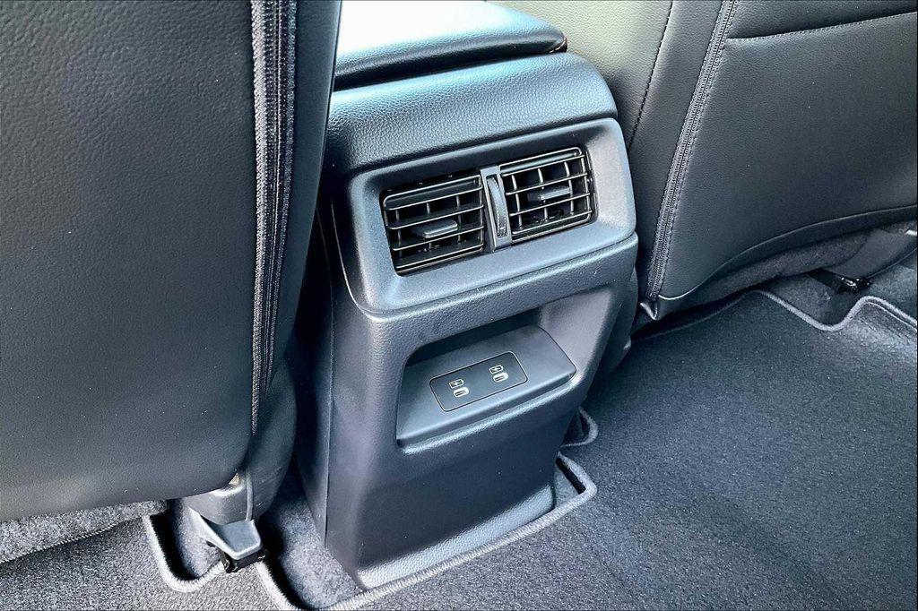 new 2025 Honda CR-V Hybrid car, priced at $37,905