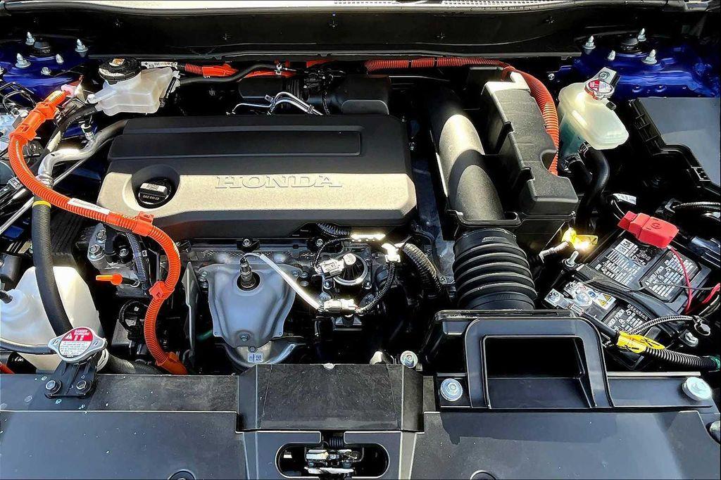 new 2025 Honda CR-V Hybrid car, priced at $37,905
