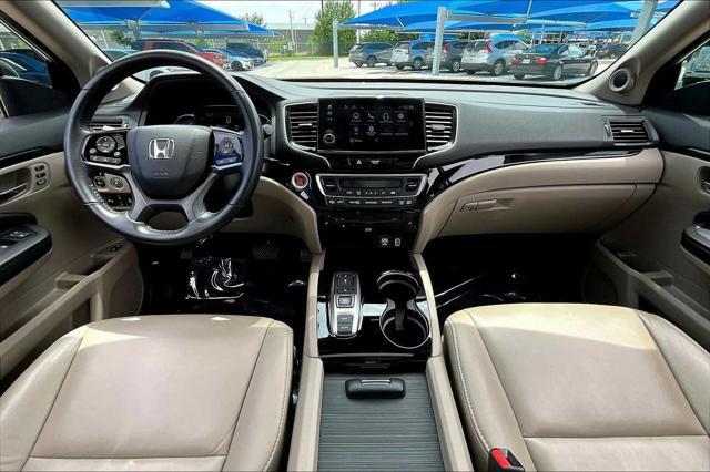 used 2022 Honda Pilot car, priced at $34,090
