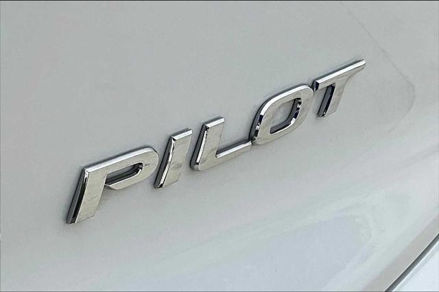 used 2022 Honda Pilot car, priced at $34,090