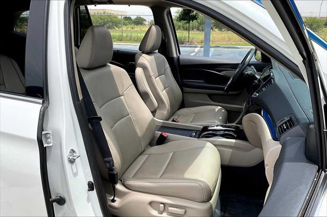 used 2022 Honda Pilot car, priced at $34,090