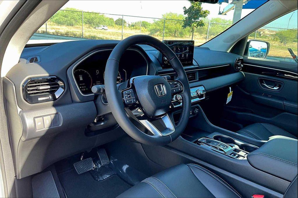 new 2025 Honda Pilot car, priced at $48,280