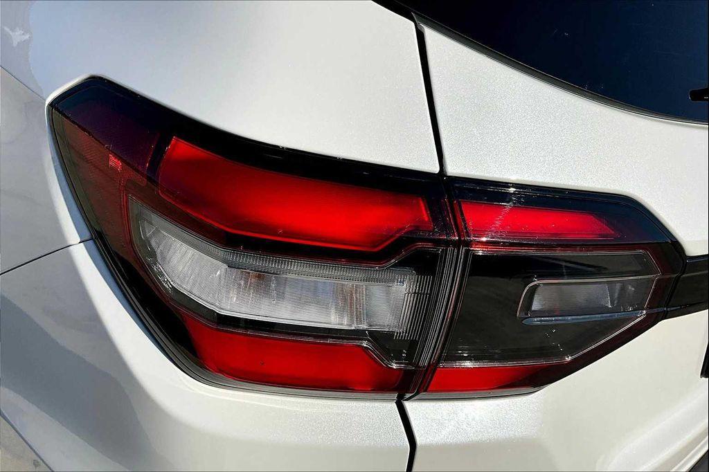 new 2025 Honda Pilot car, priced at $48,280