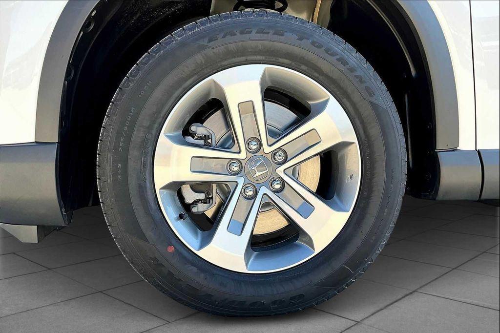 new 2025 Honda Pilot car, priced at $48,280