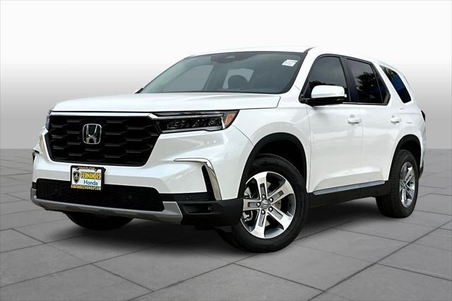 new 2025 Honda Pilot car, priced at $45,350