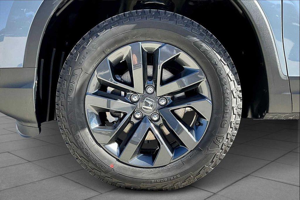 new 2025 Honda Ridgeline car, priced at $43,755