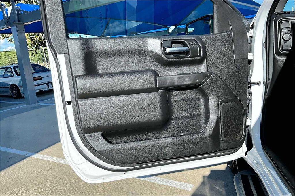 used 2024 Chevrolet Silverado 1500 car, priced at $29,990