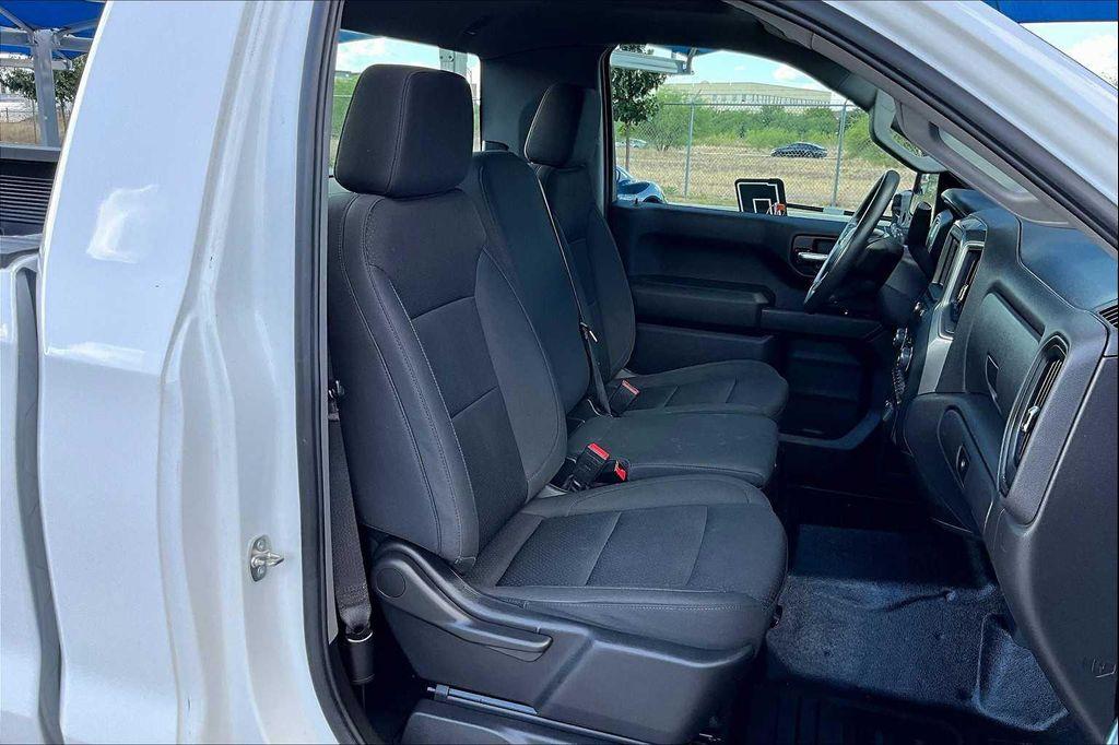 used 2024 Chevrolet Silverado 1500 car, priced at $29,990