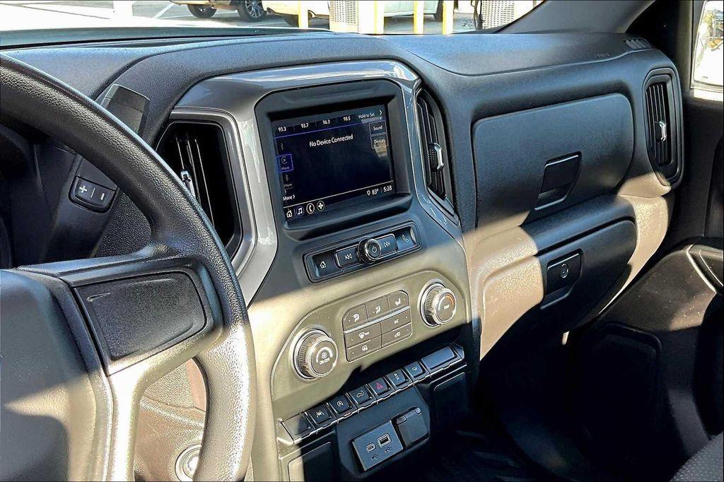 used 2024 Chevrolet Silverado 1500 car, priced at $29,990