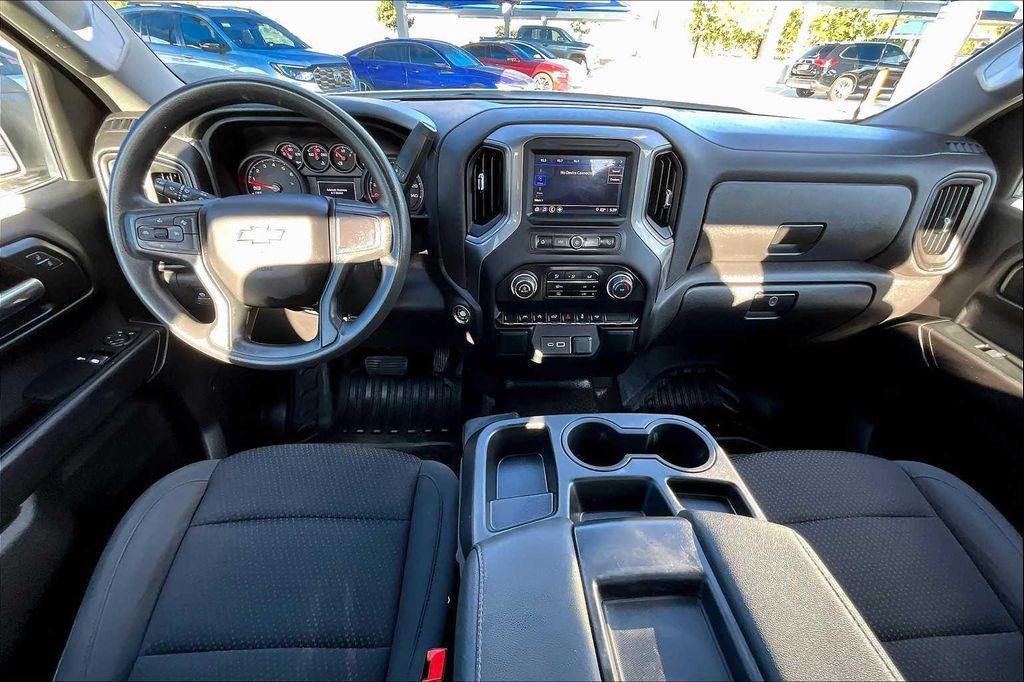 used 2024 Chevrolet Silverado 1500 car, priced at $29,990