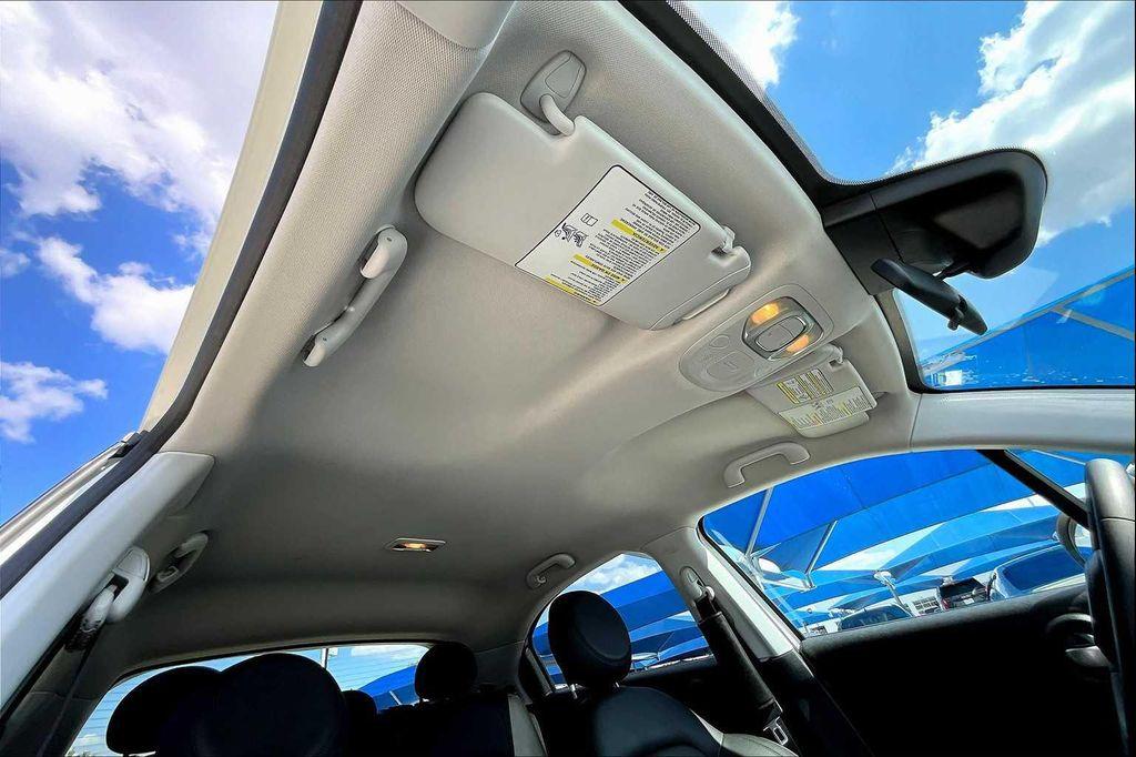 used 2022 FIAT 500X car, priced at $14,274