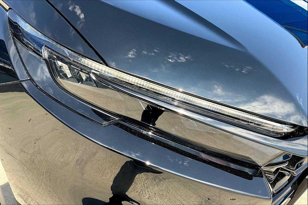 new 2026 Honda CR-V Hybrid car, priced at $41,620