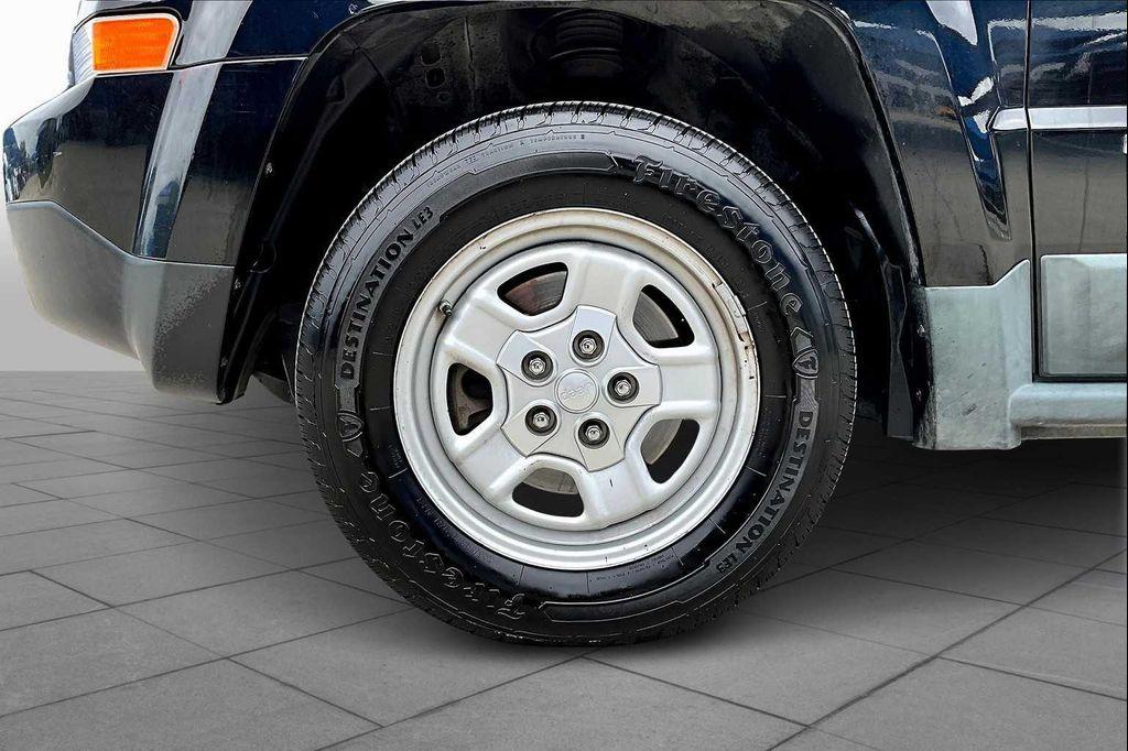 used 2012 Jeep Patriot car, priced at $5,881