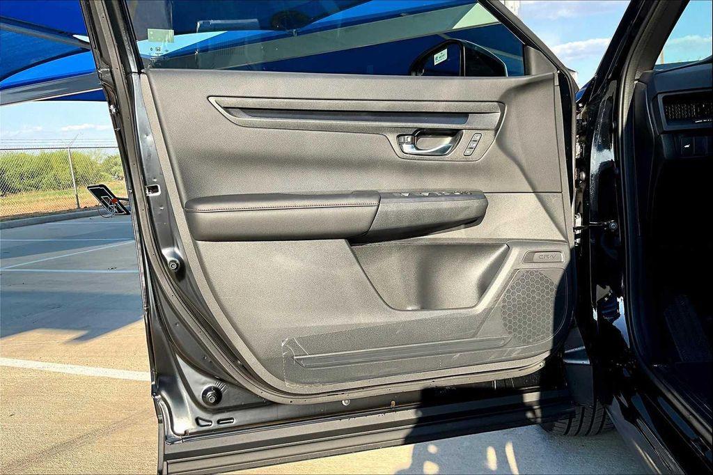 new 2026 Honda CR-V Hybrid car, priced at $41,675