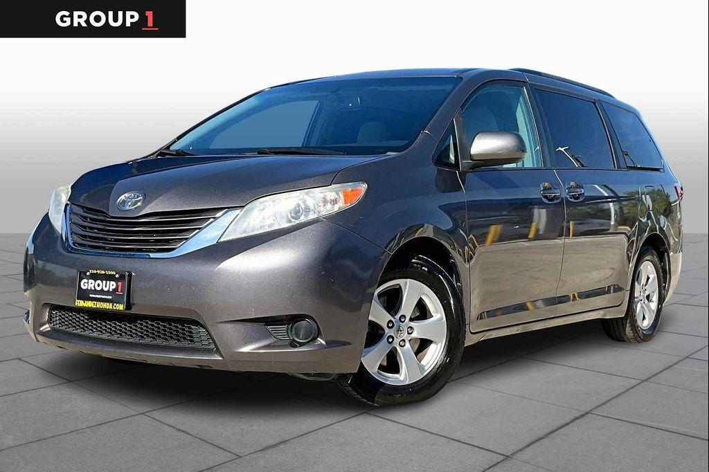used 2017 Toyota Sienna car, priced at $16,572