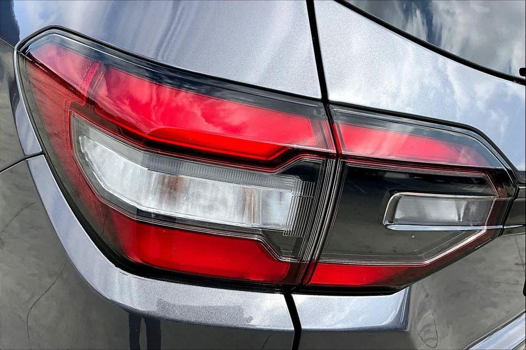 new 2025 Honda Pilot car, priced at $47,095