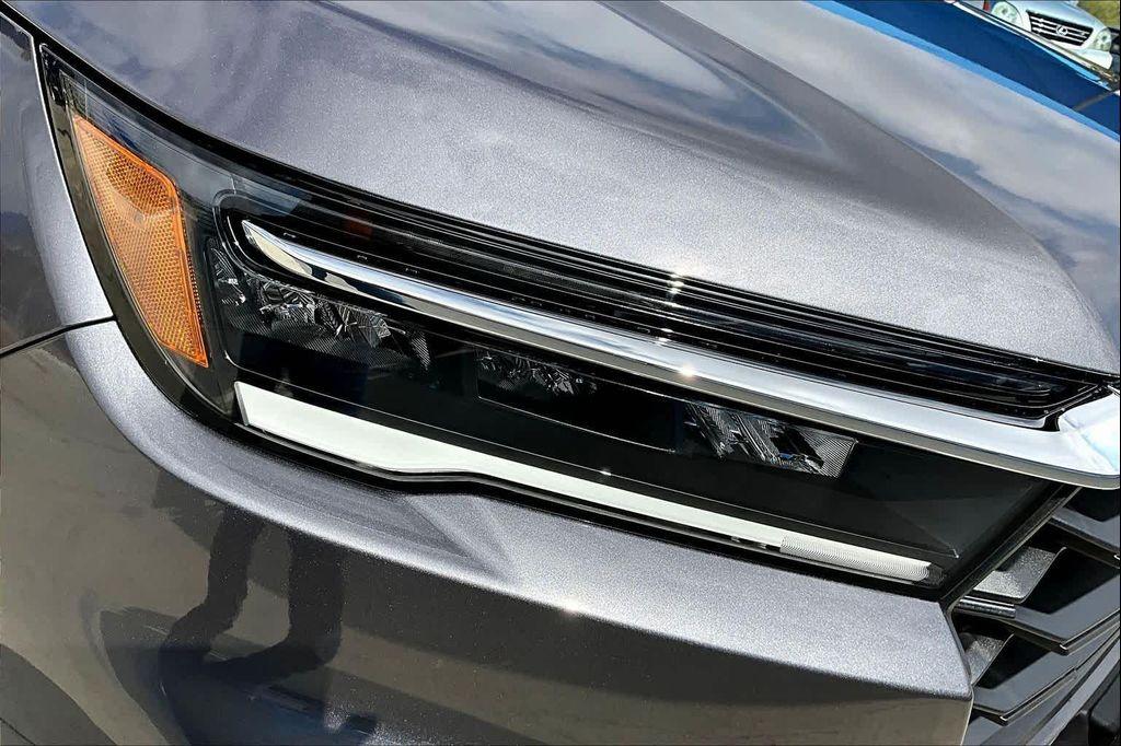 new 2025 Honda Pilot car, priced at $47,095