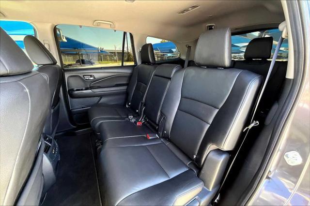 used 2022 Honda Pilot car, priced at $32,325