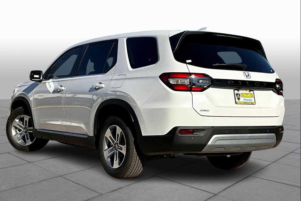 new 2025 Honda Pilot car, priced at $46,484