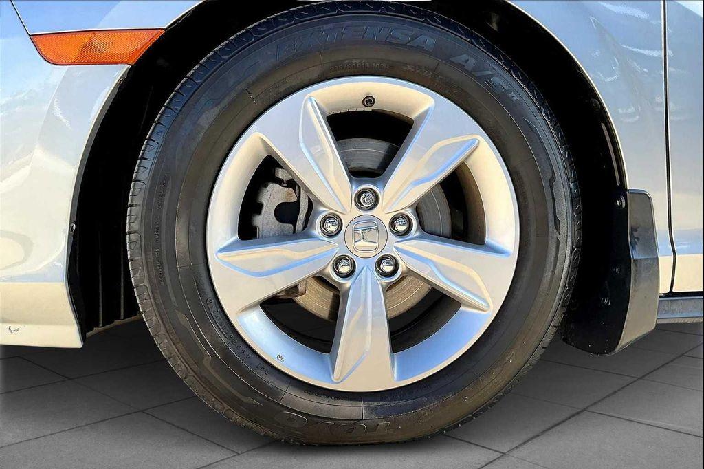 used 2020 Honda Odyssey car, priced at $27,971