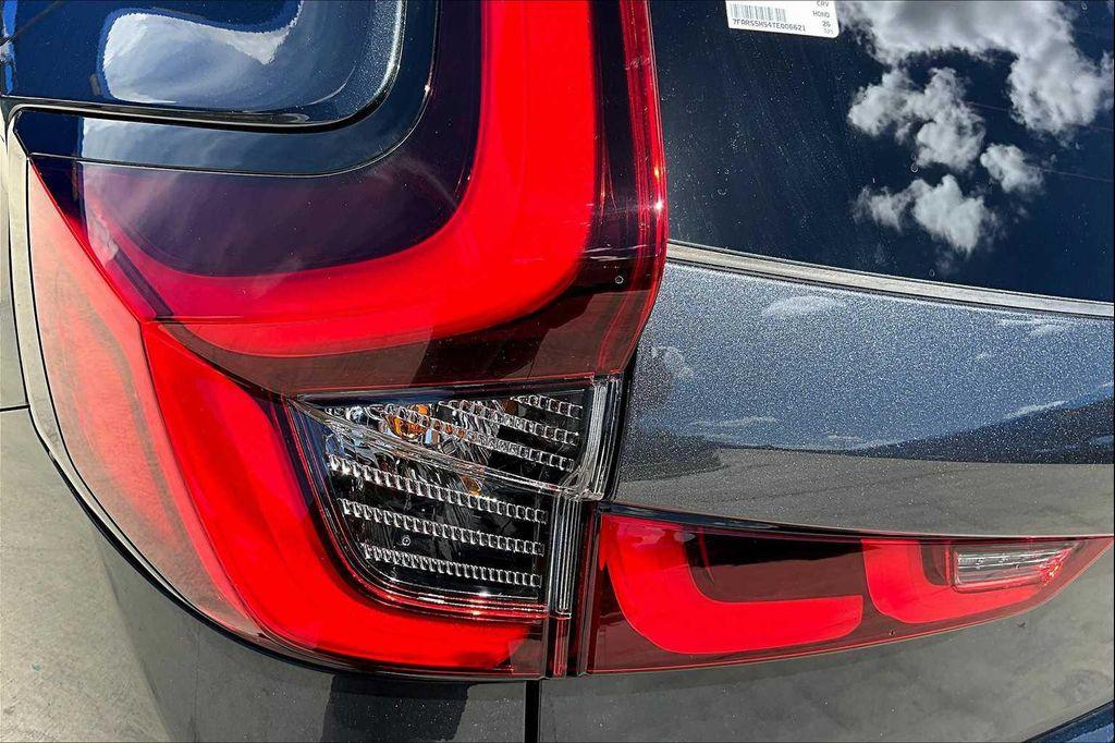 new 2026 Honda CR-V Hybrid car, priced at $37,025