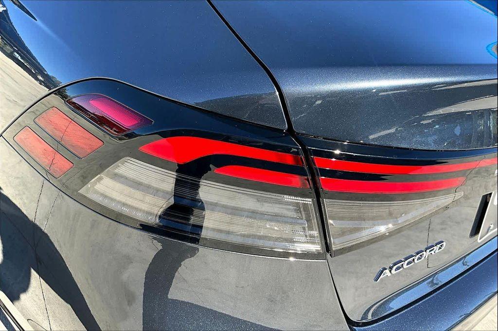 new 2025 Honda Accord Hybrid car, priced at $36,135