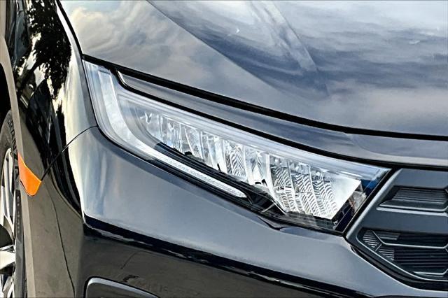 new 2025 Honda Odyssey car, priced at $43,670