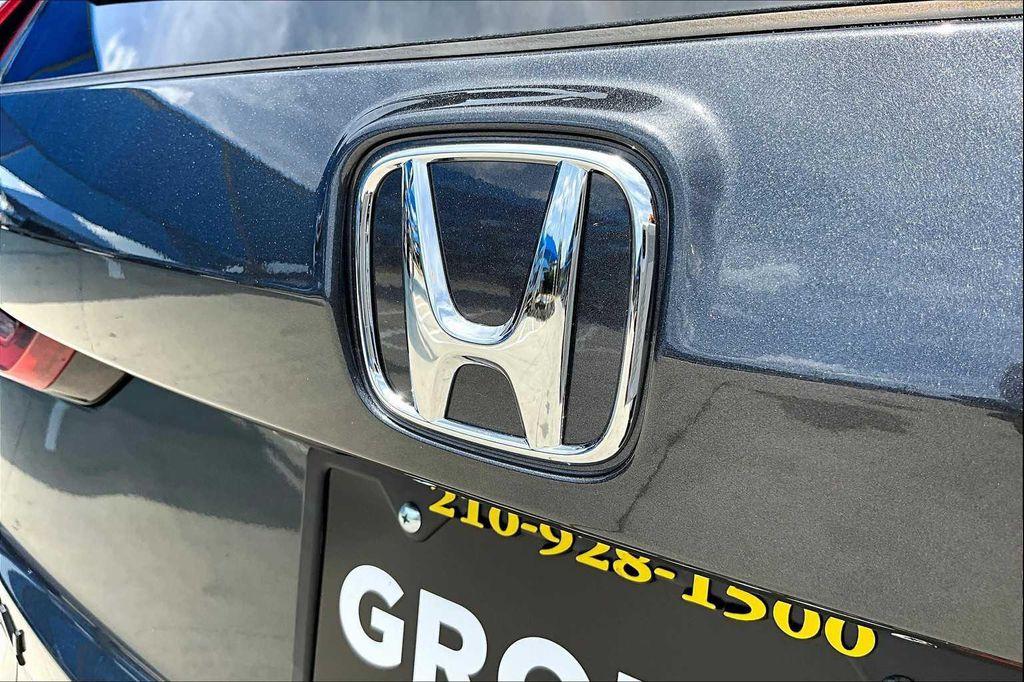 new 2026 Honda CR-V Hybrid car, priced at $41,675