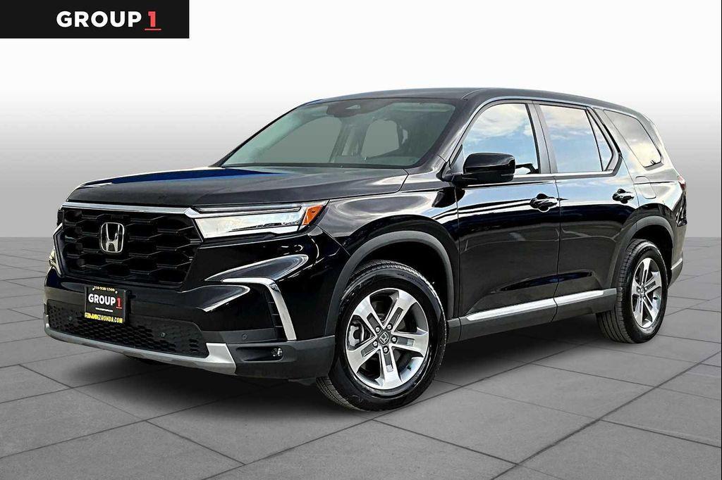 used 2025 Honda Pilot car, priced at $43,500