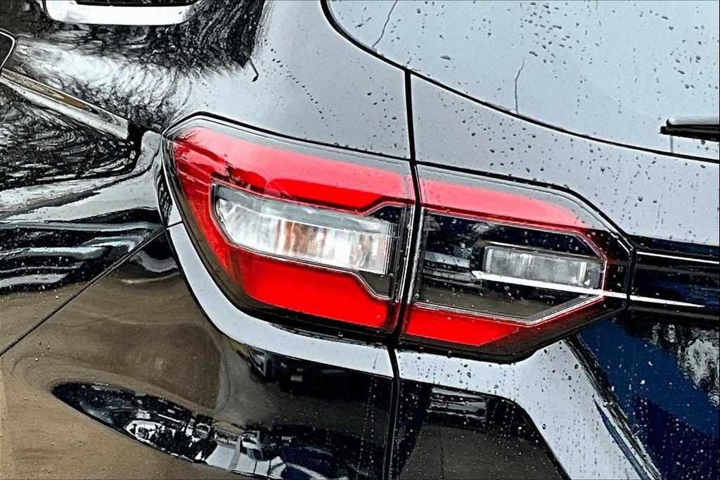 new 2025 Honda Pilot car, priced at $46,050