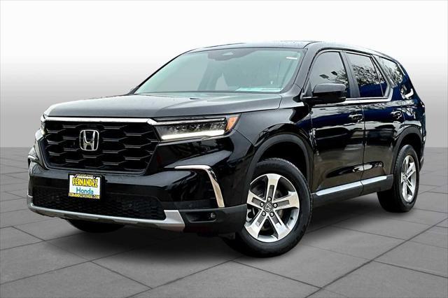 new 2025 Honda Pilot car, priced at $45,009